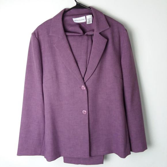 Alfred Dunner Jackets & Blazers - Alfred Dunner Sz 16 Liliac 2 piece Suit